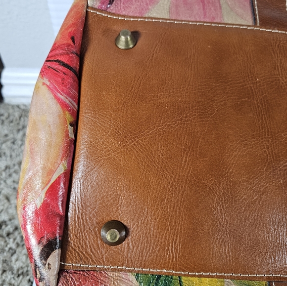 Patricia Nash Milano Weekender Bag - Picture 14 of 16